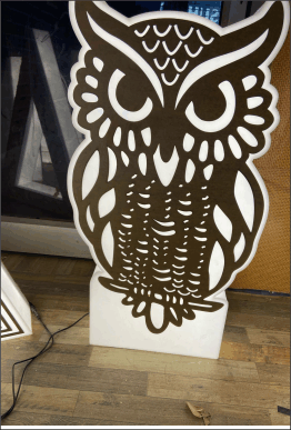 customise owl barware prop