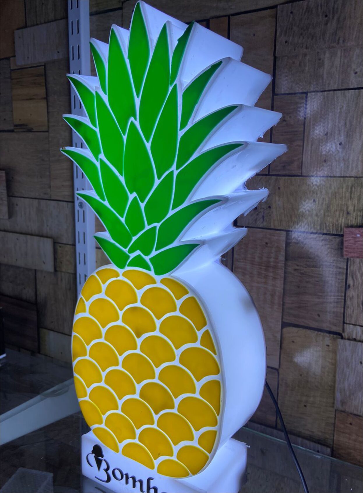 customise pineapple shape fruit display prop